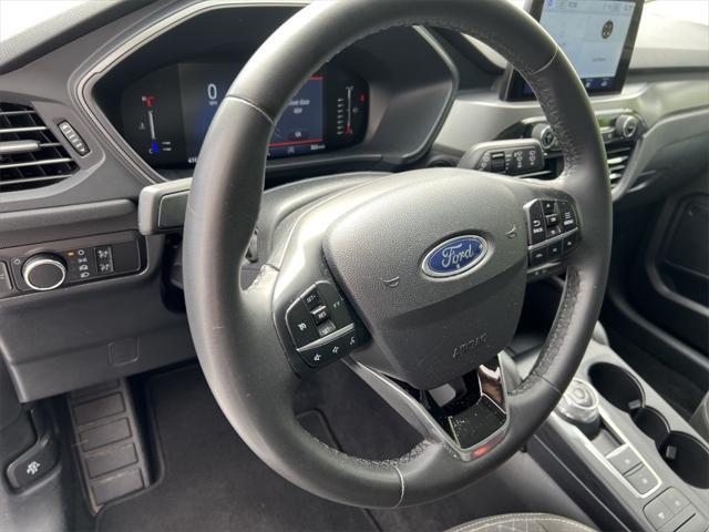 used 2023 Ford Escape car, priced at $20,995