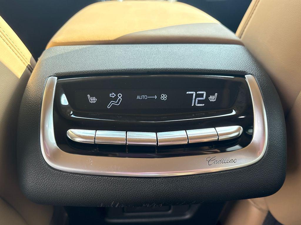 new 2025 Cadillac XT6 car, priced at $74,260