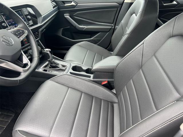 used 2024 Volkswagen Jetta car, priced at $21,995
