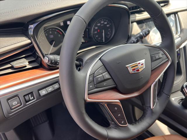 new 2025 Cadillac XT5 car, priced at $60,365