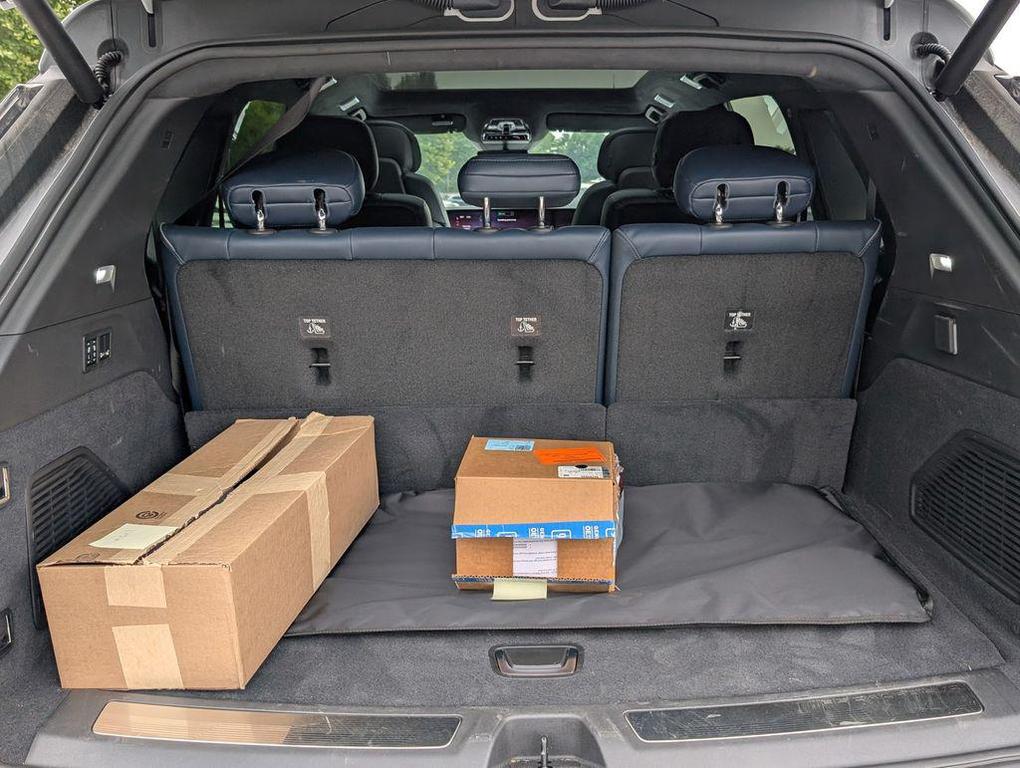 new 2025 Cadillac Escalade IQ car, priced at $136,991