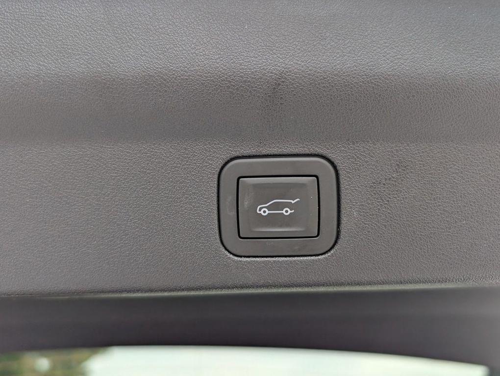 new 2025 Cadillac Escalade IQ car, priced at $136,991