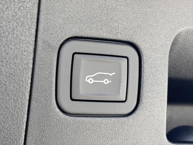 used 2025 Cadillac XT5 car