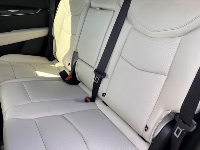 used 2025 Cadillac XT5 car