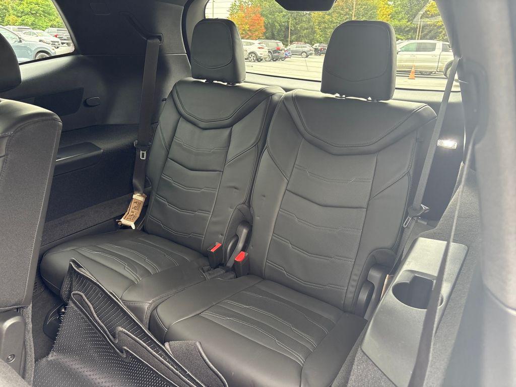 new 2025 Cadillac XT6 car, priced at $63,911