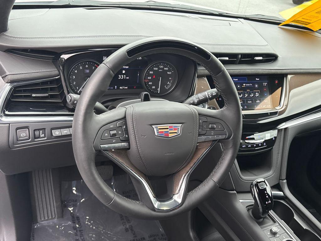 new 2025 Cadillac XT6 car, priced at $63,911