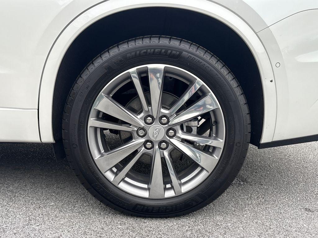 new 2025 Cadillac XT6 car, priced at $63,911