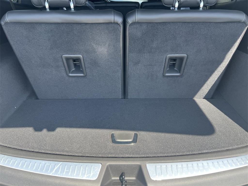 new 2025 Cadillac XT6 car, priced at $62,911