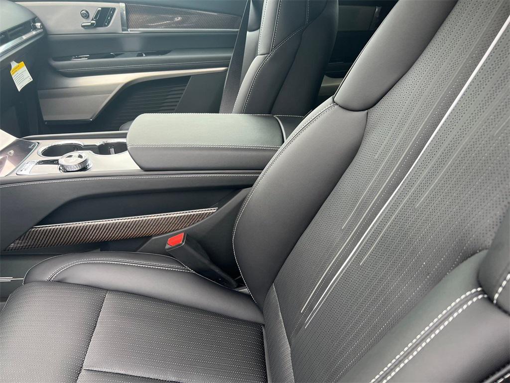 new 2026 Cadillac VISTIQ car, priced at $79,175