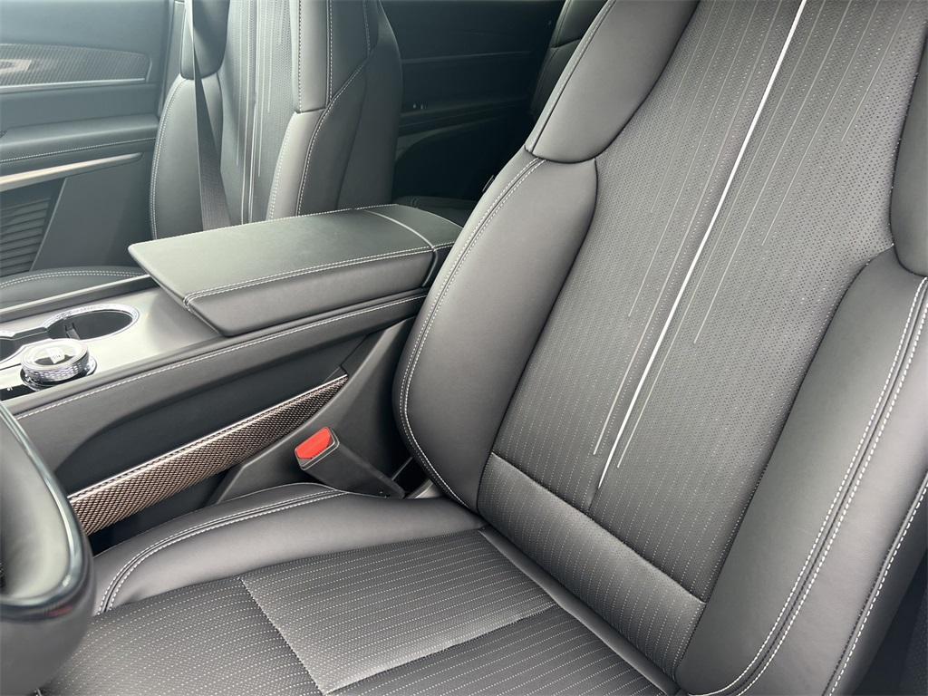 new 2026 Cadillac VISTIQ car, priced at $79,175