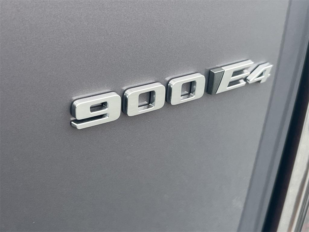 new 2026 Cadillac VISTIQ car, priced at $79,175