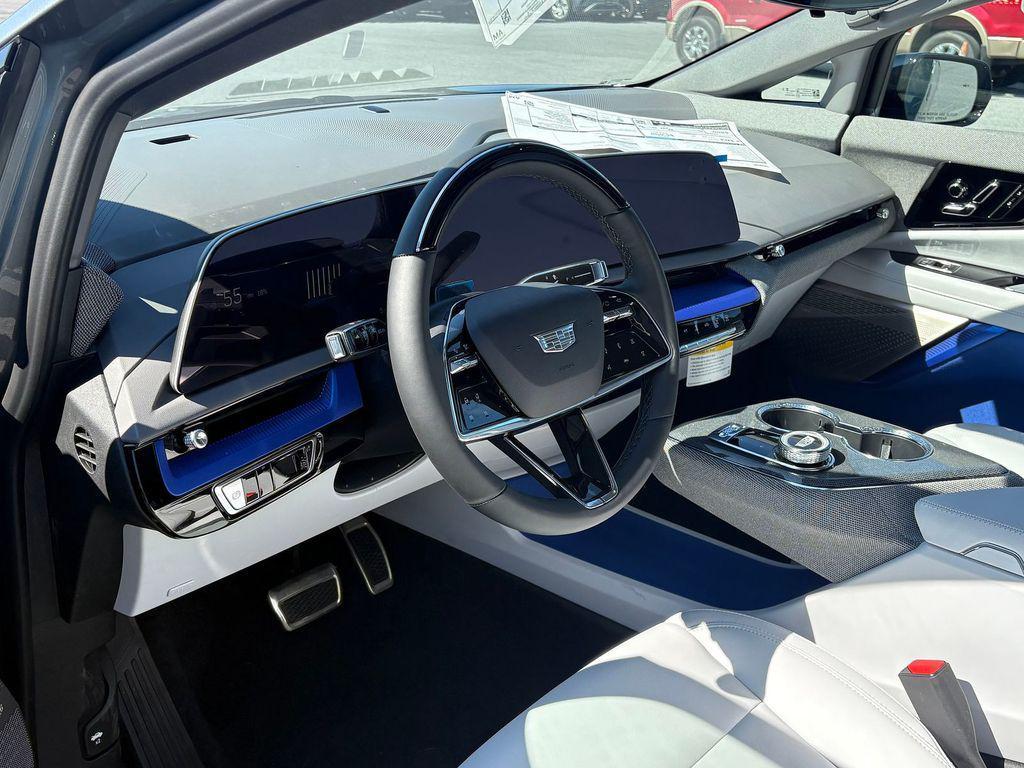 new 2025 Cadillac OPTIQ car, priced at $55,615