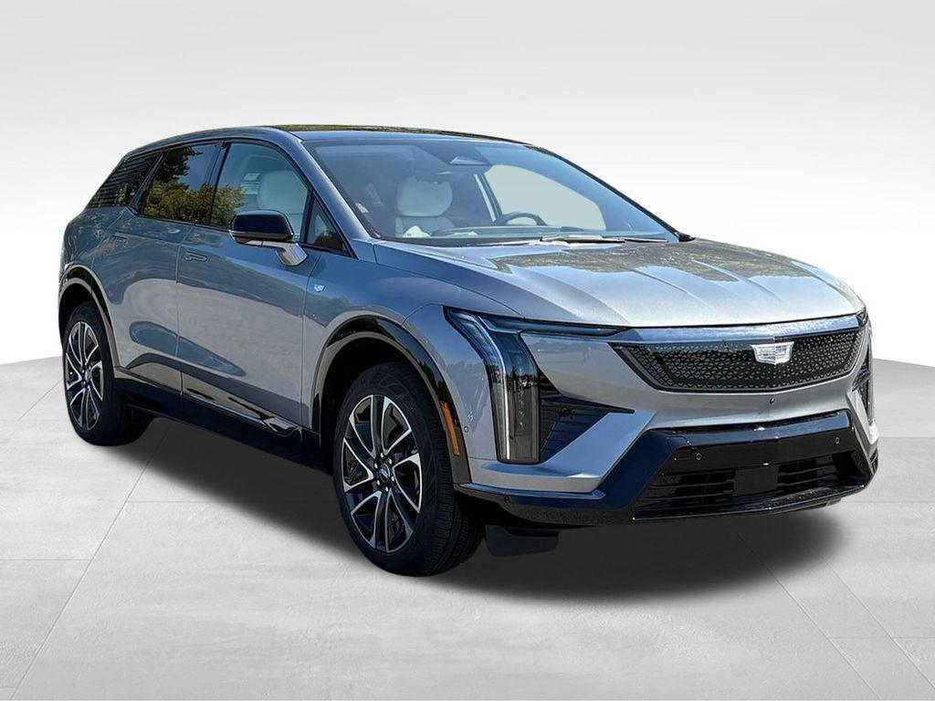 new 2025 Cadillac OPTIQ car, priced at $55,615