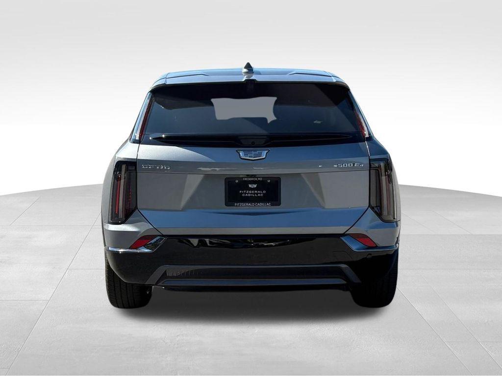 new 2025 Cadillac OPTIQ car, priced at $55,615