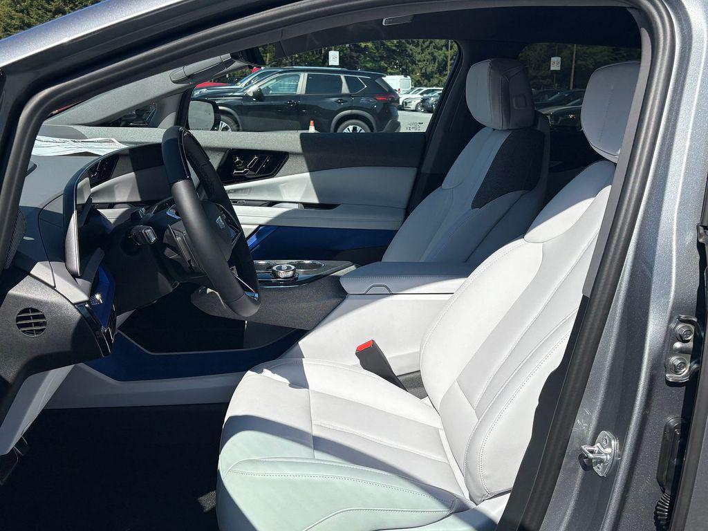 new 2025 Cadillac OPTIQ car, priced at $55,615