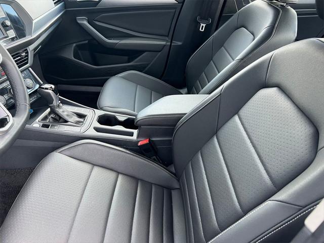used 2024 Volkswagen Jetta car, priced at $21,995