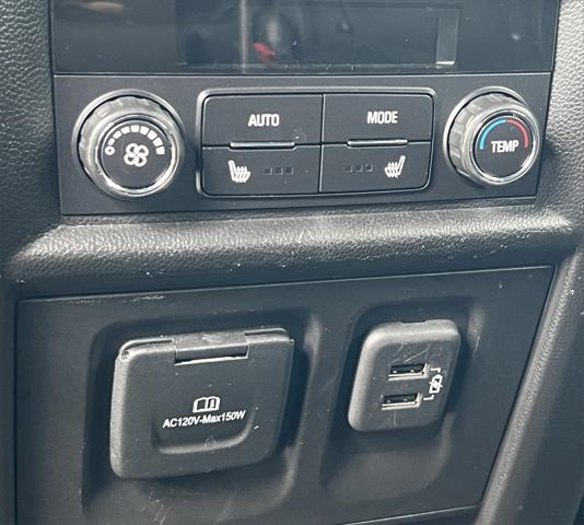used 2023 Chevrolet Traverse car, priced at $37,995