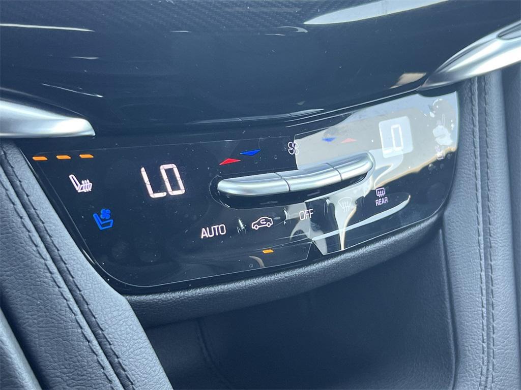 new 2025 Cadillac XT6 car, priced at $63,911