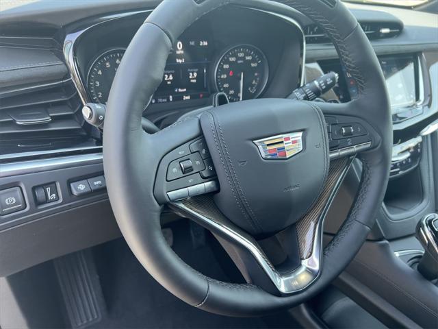 new 2025 Cadillac XT6 car, priced at $72,115