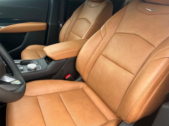 used 2025 Cadillac XT4 car, priced at $43,995