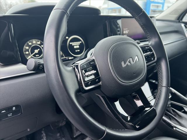 used 2023 Kia Sorento car, priced at $28,995