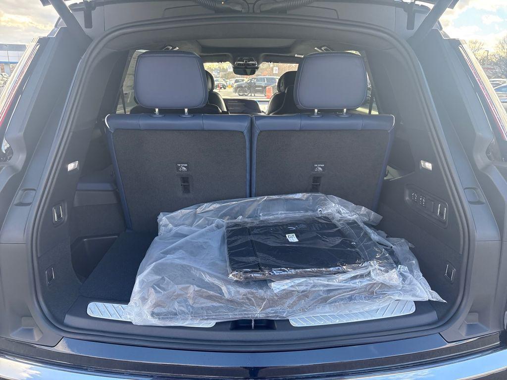 new 2026 Cadillac VISTIQ car, priced at $95,915