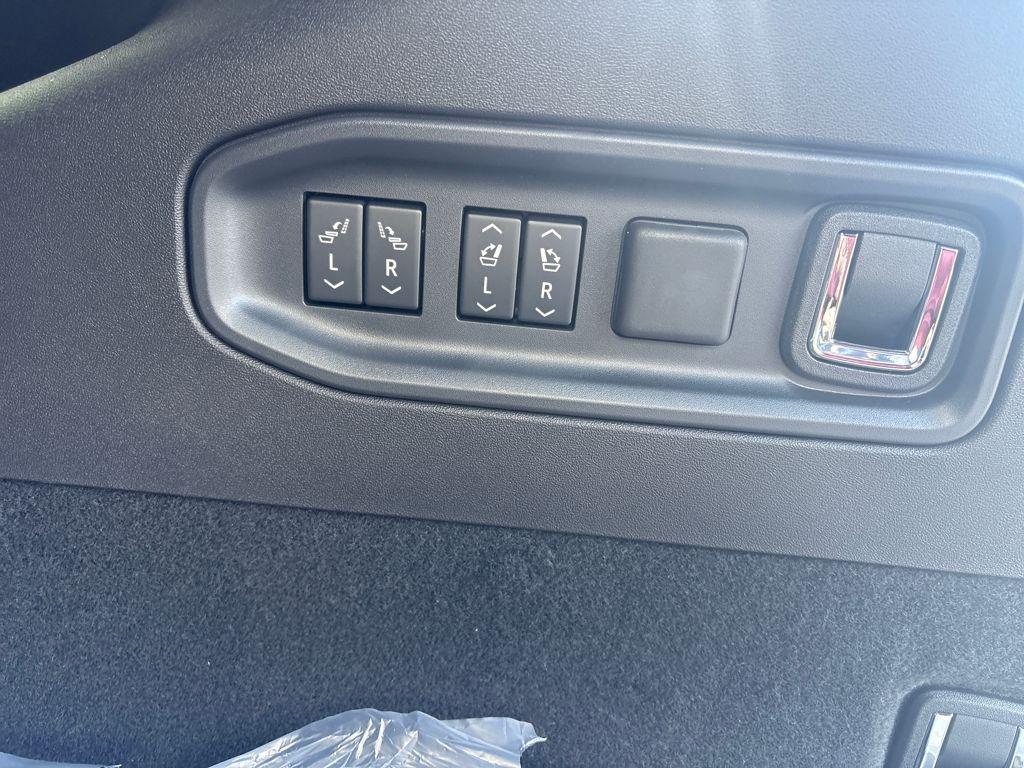 new 2026 Cadillac VISTIQ car, priced at $95,915