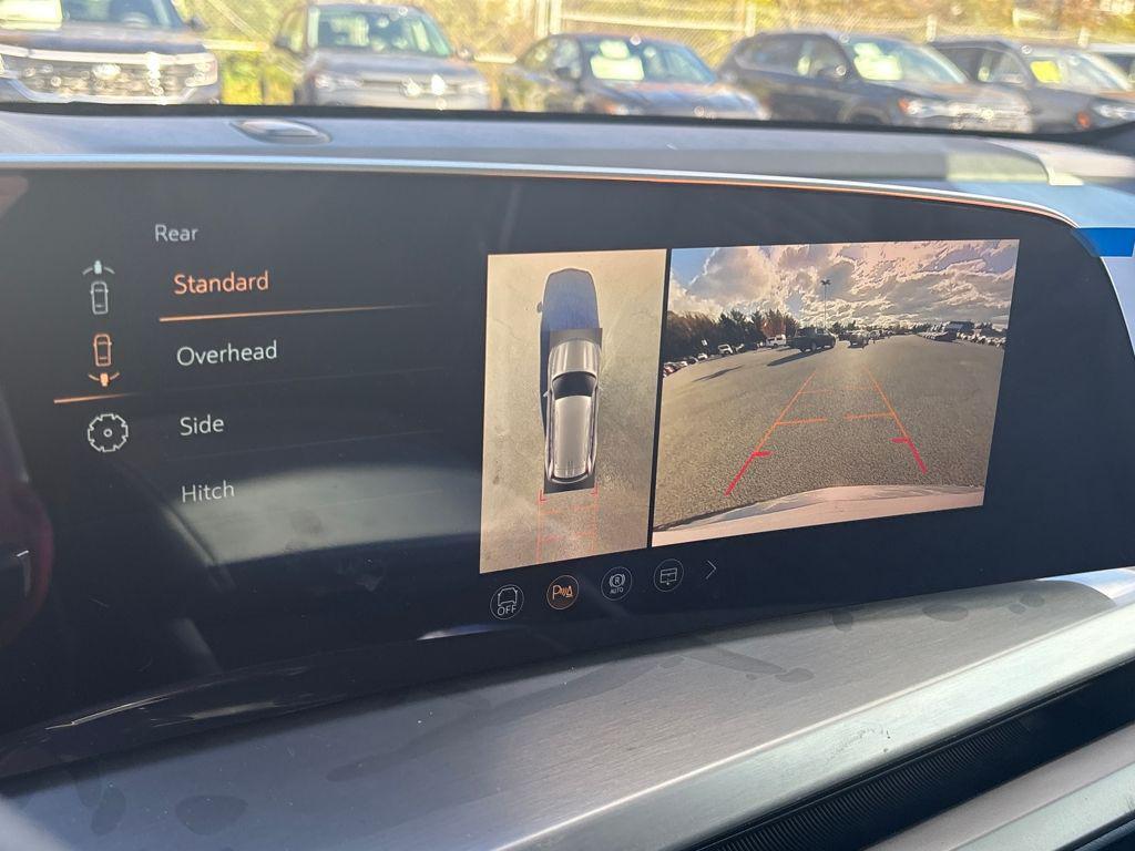 new 2026 Cadillac VISTIQ car, priced at $95,915