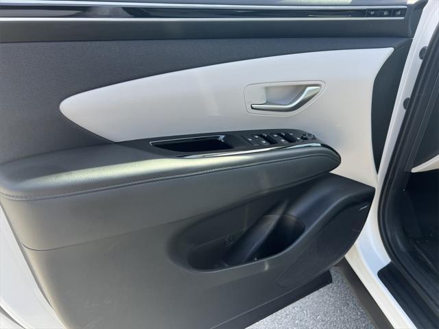 used 2022 Hyundai TUCSON Hybrid car, priced at $21,995