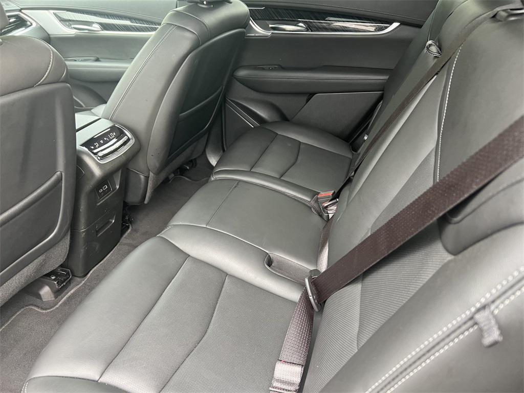 used 2024 Cadillac XT6 car, priced at $41,995