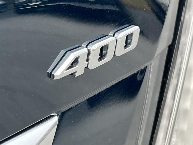 new 2025 Cadillac XT5 car, priced at $56,411