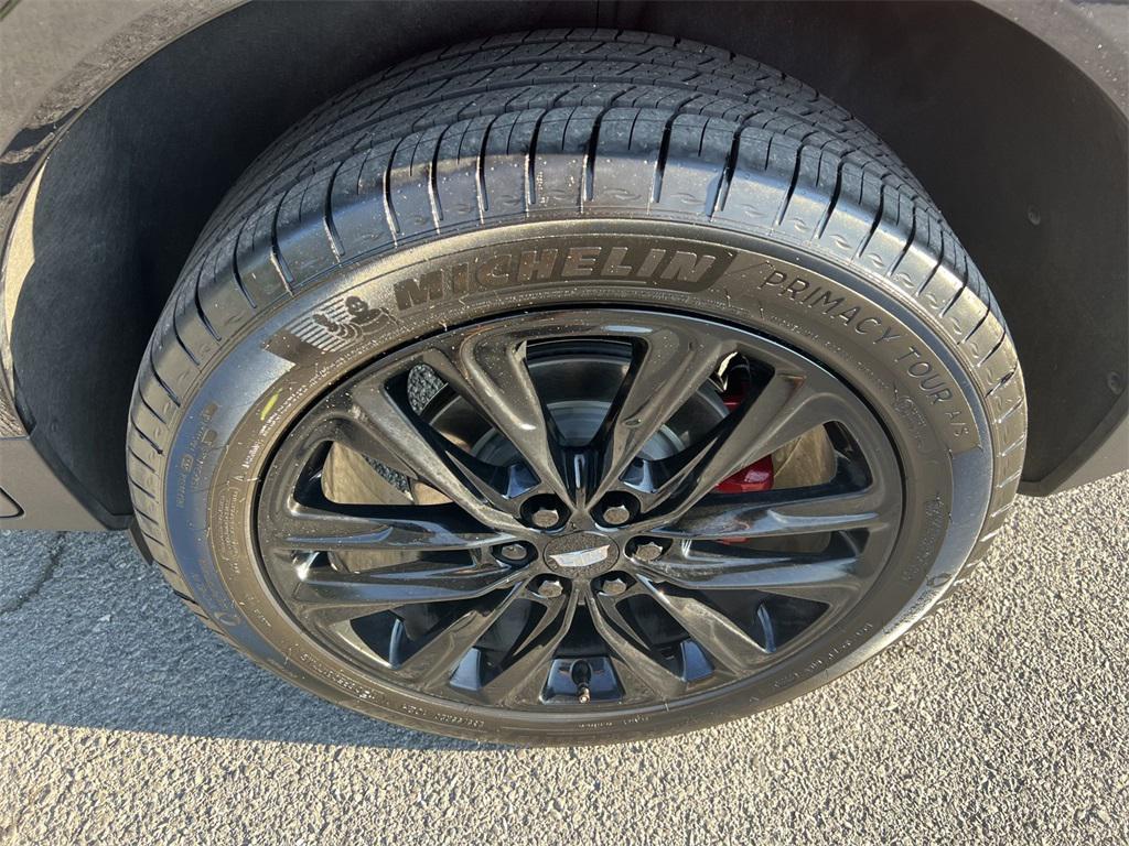 used 2023 Cadillac XT5 car, priced at $37,295