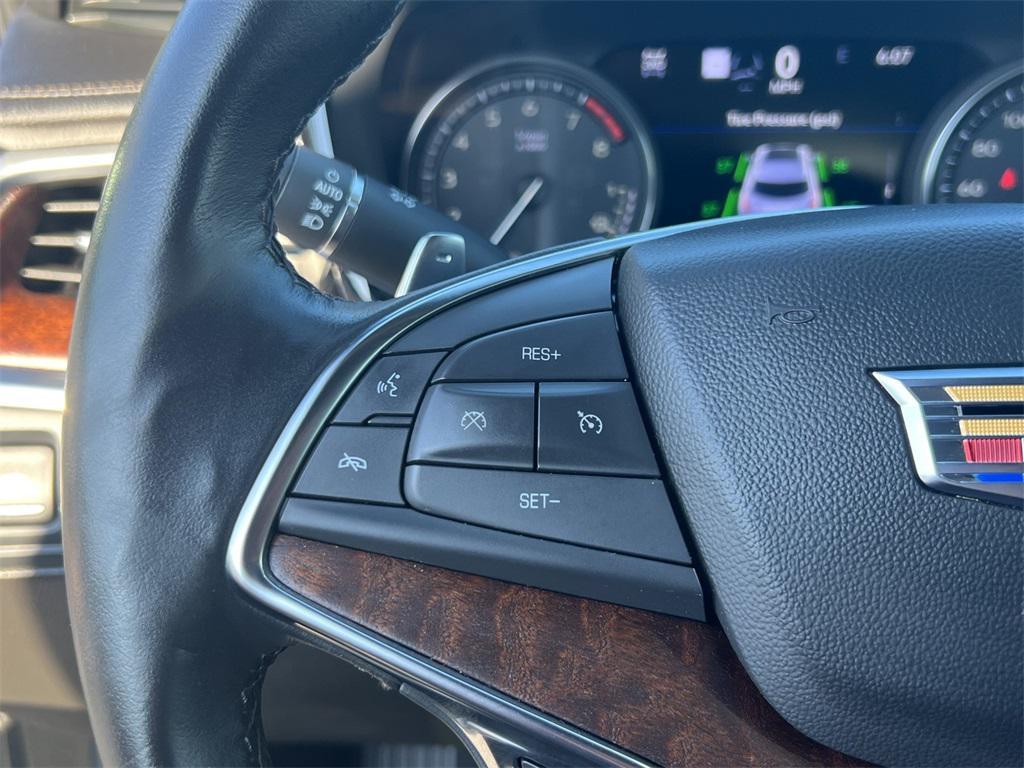 used 2023 Cadillac XT5 car, priced at $37,295