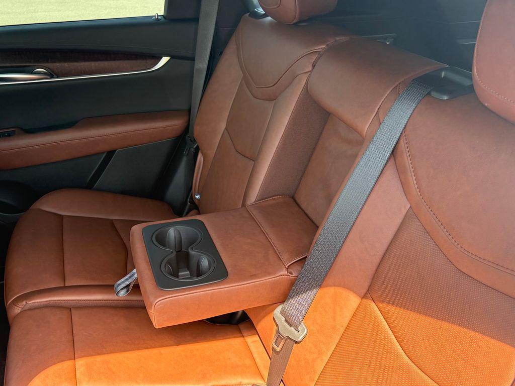 new 2025 Cadillac XT5 car, priced at $61,060