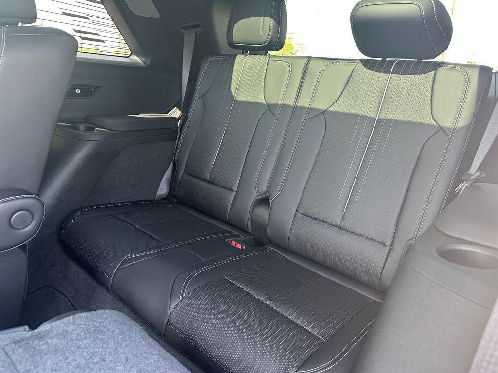 new 2026 Cadillac VISTIQ car, priced at $81,015