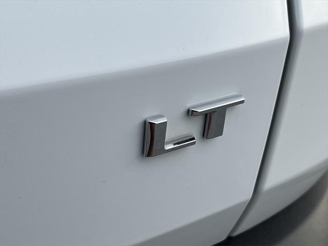used 2024 Chevrolet Traverse car, priced at $39,995