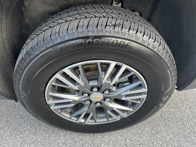 used 2024 Chevrolet Traverse car, priced at $39,995