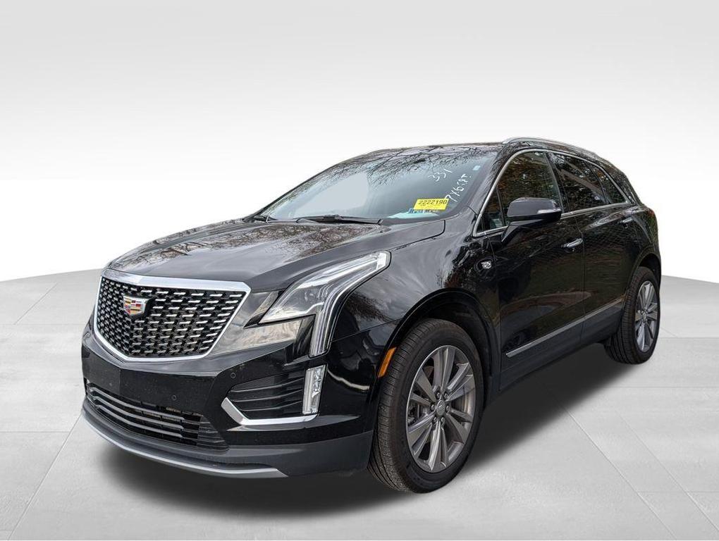 used 2025 Cadillac XT5 car, priced at $42,395