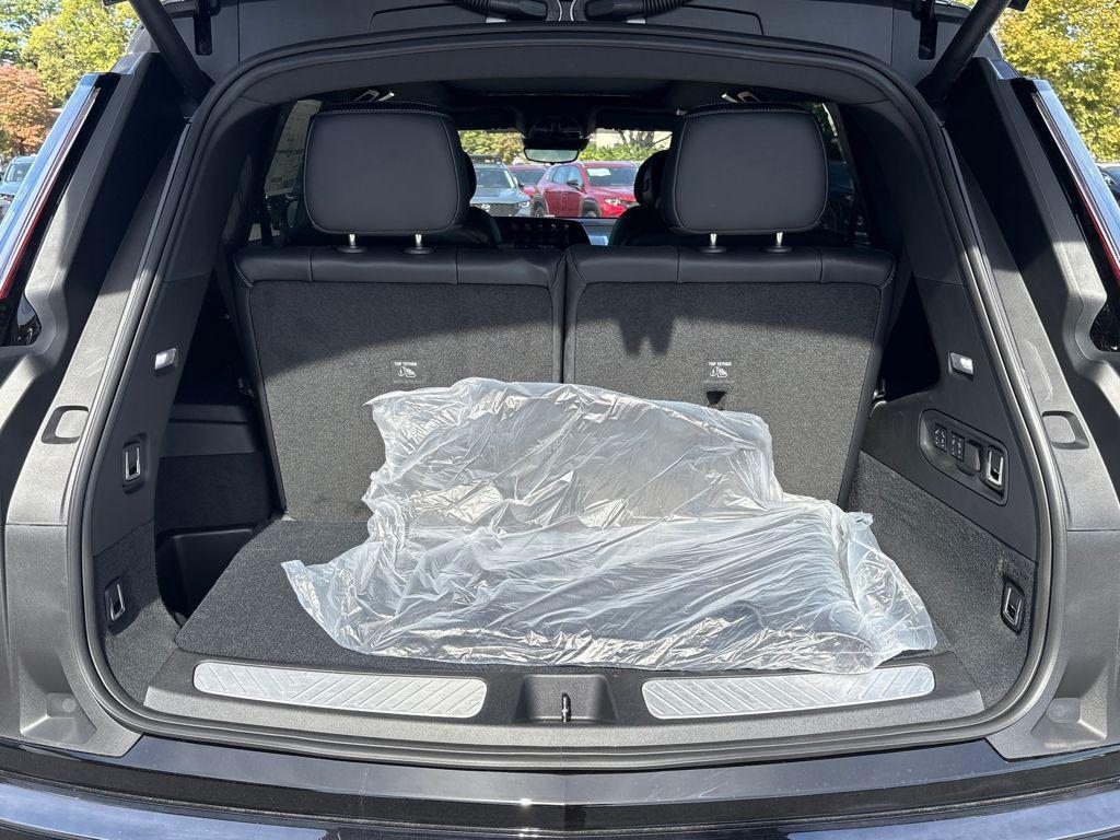 new 2026 Cadillac VISTIQ car, priced at $80,390