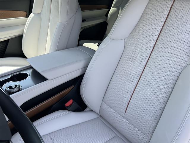 new 2026 Cadillac VISTIQ car, priced at $81,615