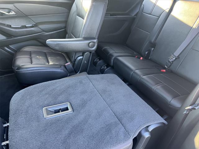 used 2023 Chevrolet Traverse car, priced at $40,995