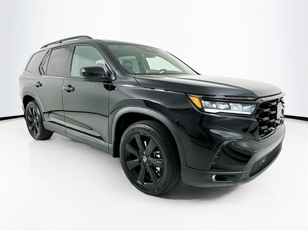 new 2025 Honda Pilot car, priced at $56,030