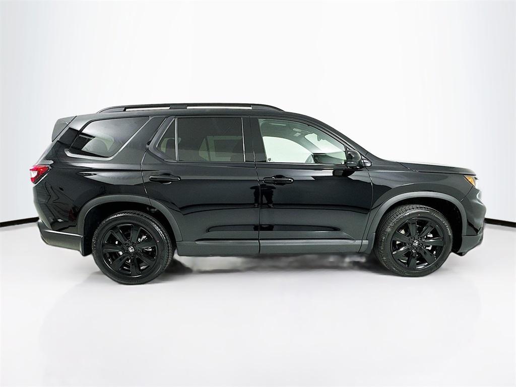 new 2025 Honda Pilot car, priced at $56,030