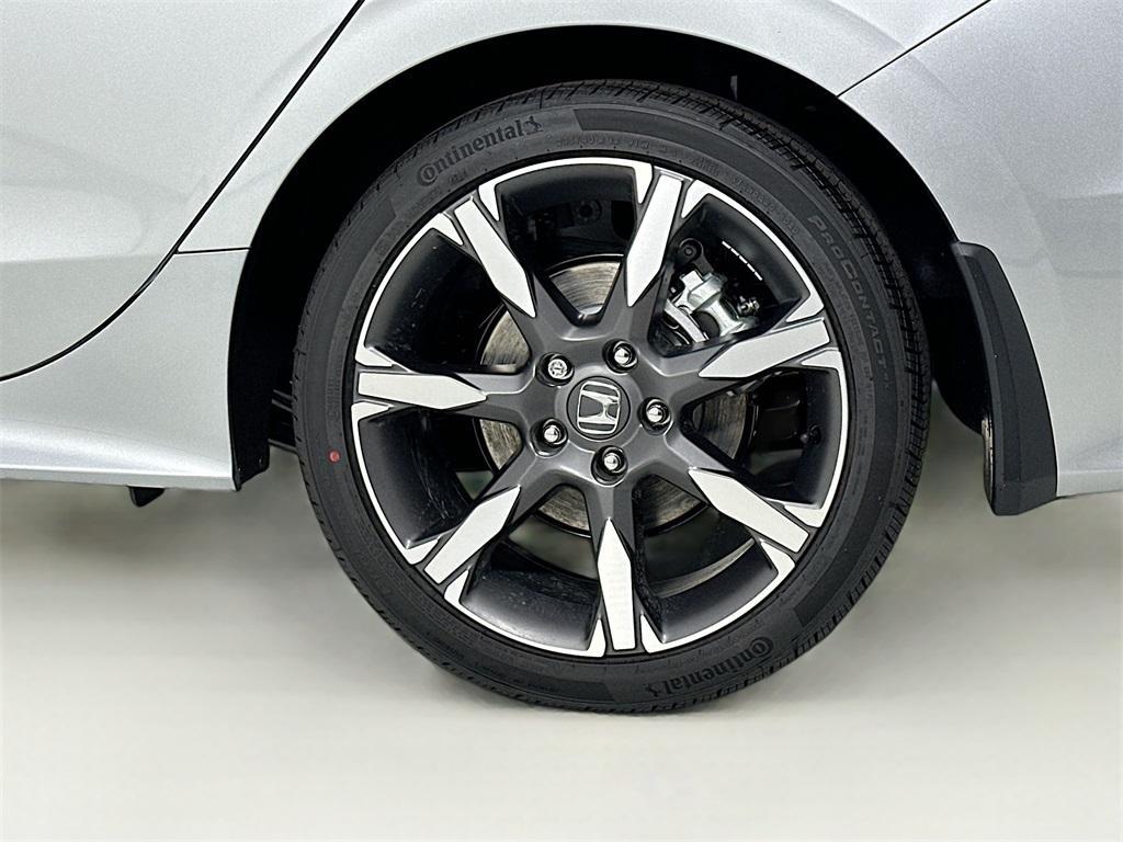 new 2025 Honda Civic Hybrid car, priced at $33,100