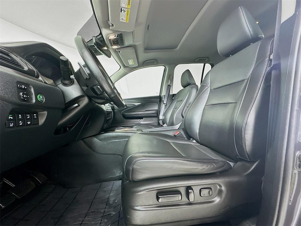 used 2021 Honda Ridgeline car, priced at $22,995