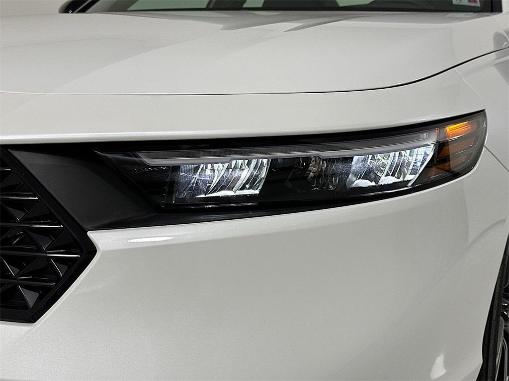 new 2025 Honda Accord Hybrid car, priced at $35,260