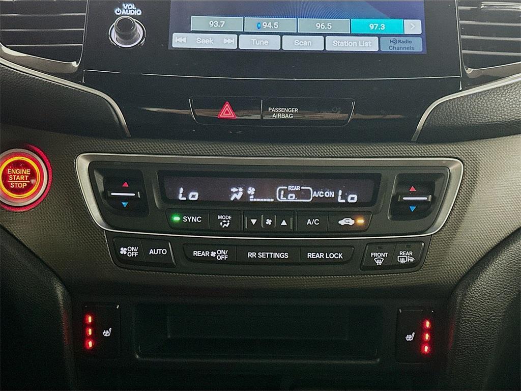 used 2022 Honda Pilot car, priced at $33,595