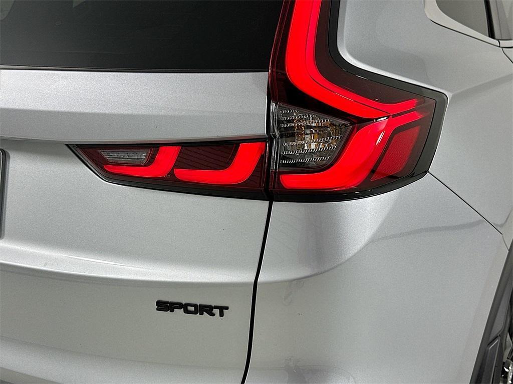 new 2025 Honda CR-V Hybrid car, priced at $39,045