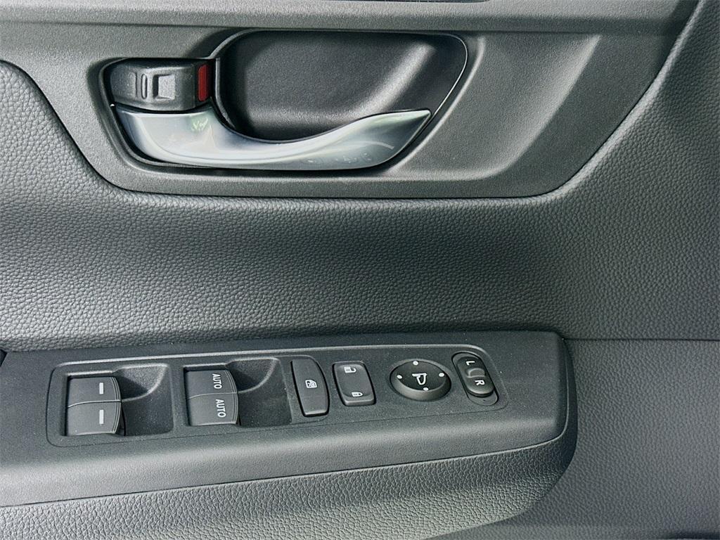 new 2025 Honda CR-V Hybrid car, priced at $36,500