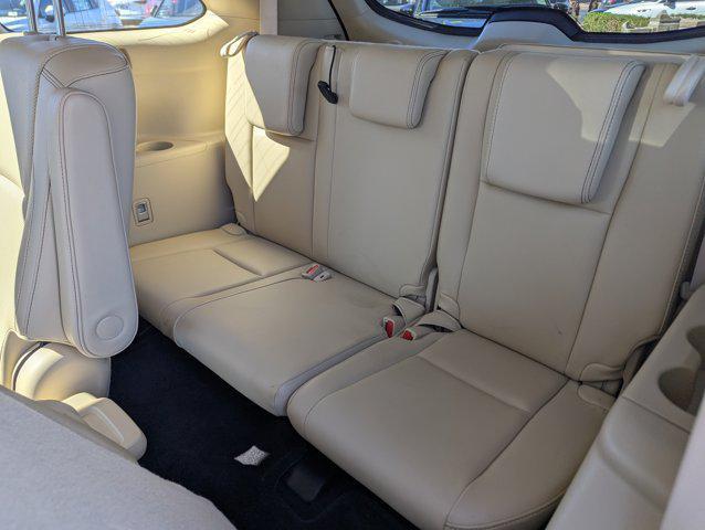 used 2015 Toyota Highlander car, priced at $22,999